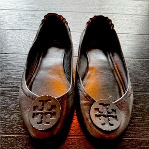 Tory Birch Black on Black flats size 10